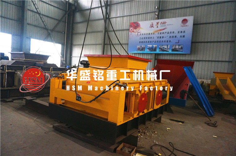 ��݁����C