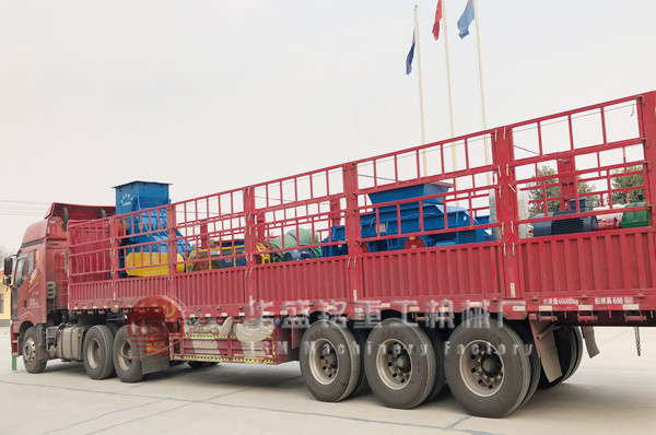 大型液壓對輥破碎機如何防銹